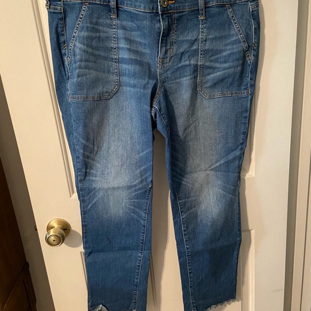 Plus size crop/capris